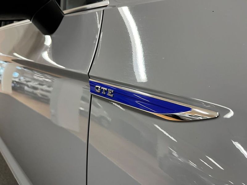 Volkswagen Passat bild 13