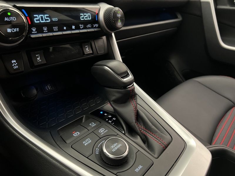 Toyota RAV4 bild 22