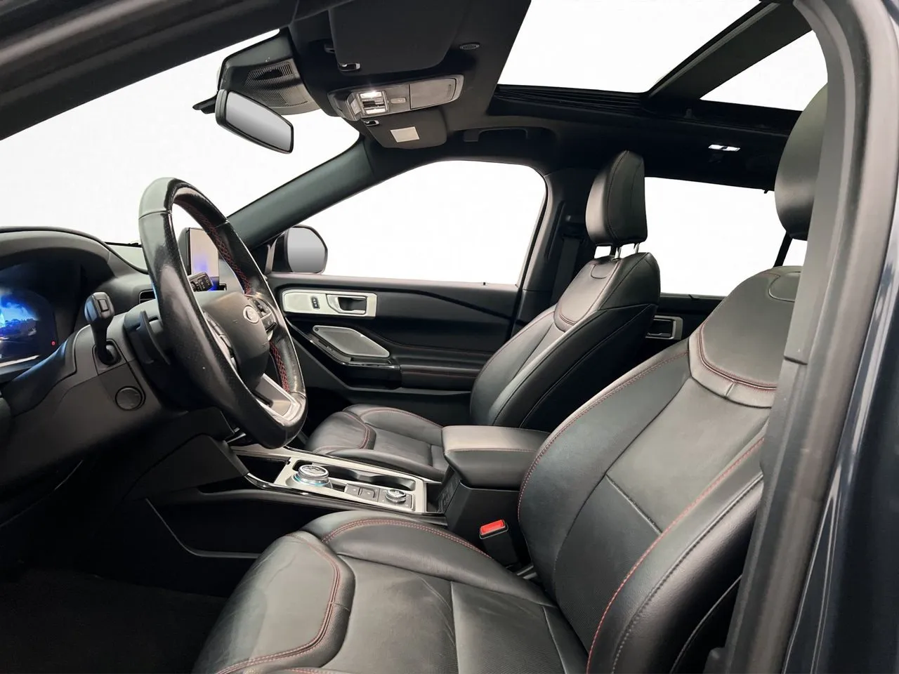 Vehicle image 14