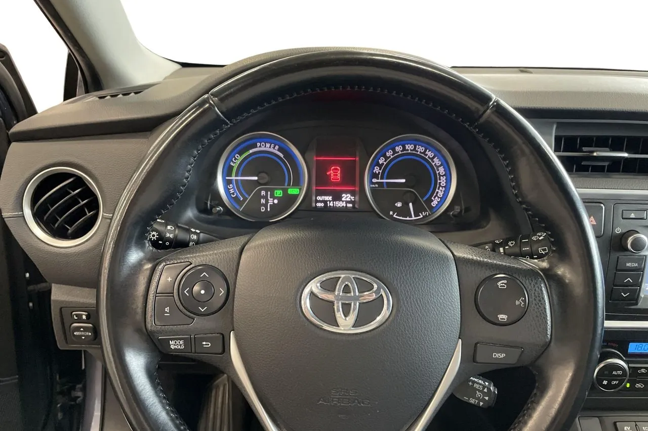 Vehicle image 11