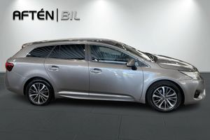 Toyota Avensis bild 7