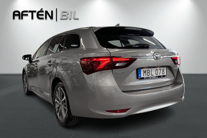 Toyota Avensis bild 8