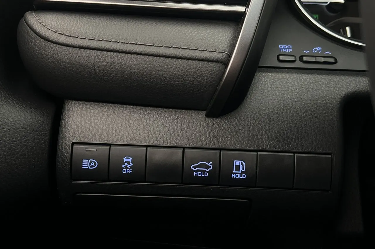 Vehicle image 21