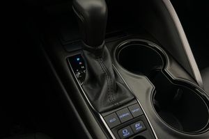 Toyota Camry bild 24
