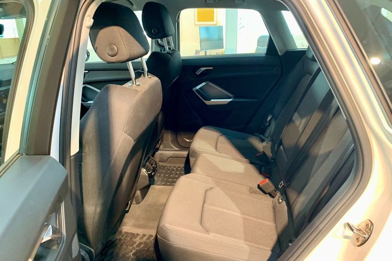 Audi Q3 bild 8