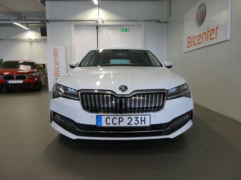 Skoda Superb bild 13