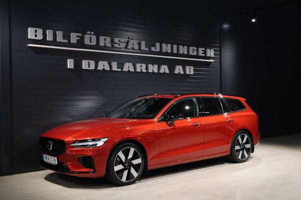 Volvo V60 Recharge T6 II AWD Ultimate Dark Panorama/H&K/360°/HUD - 2024