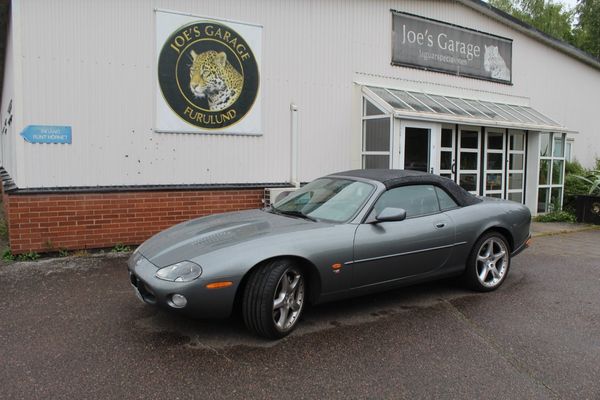 Jaguar XKR Convertible, Detroitfälgar, samma ägare i 19 år! - 2003