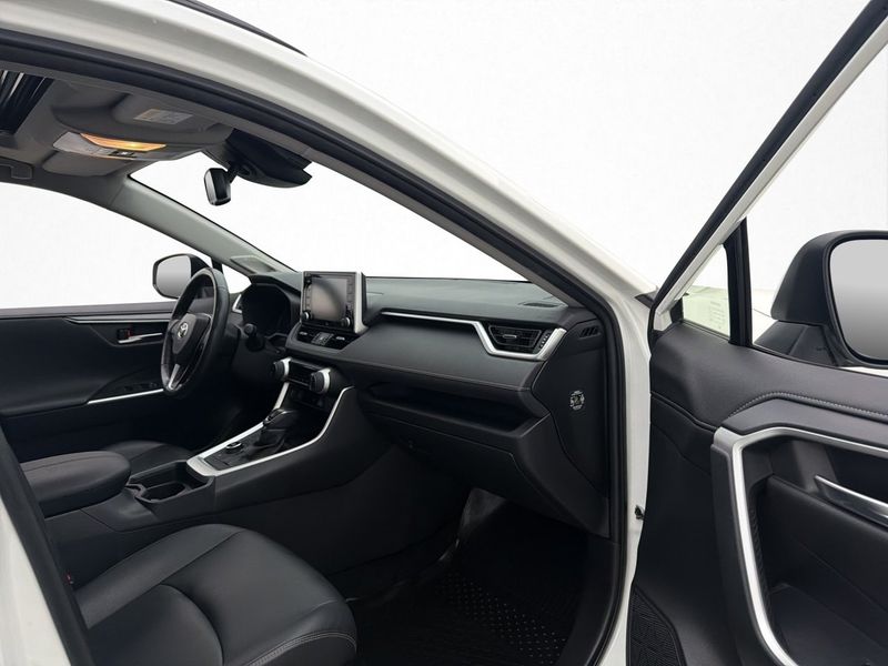 Toyota RAV4 bild 10