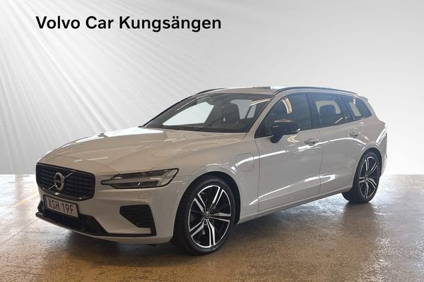 Volvo V60 Recharge T8 R-Design DRAG/PANO/KAMERA - 2021