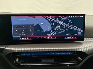 BMW i4 bild 11