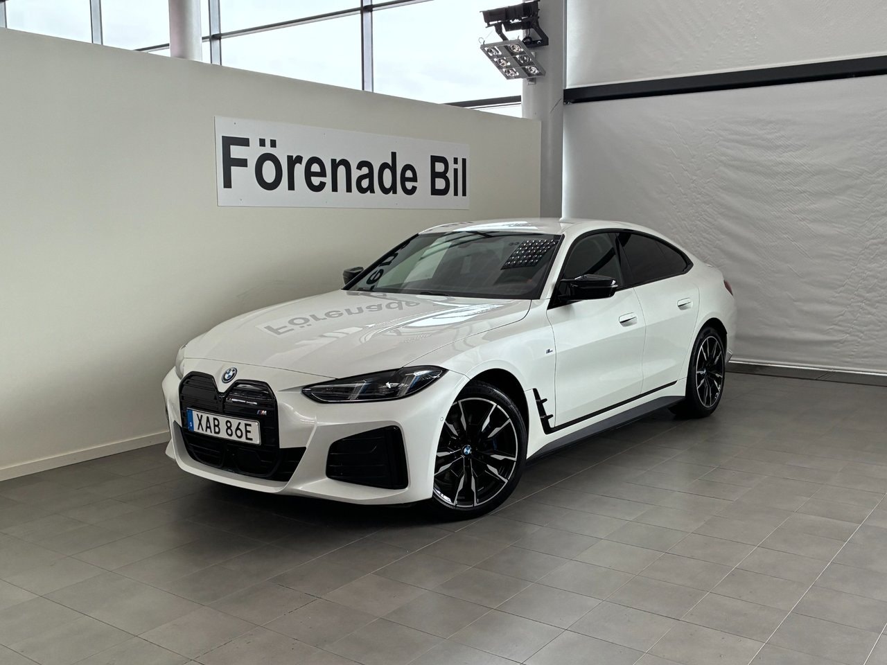 BMW i4