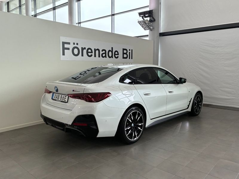 BMW i4 bild 15