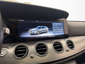Mercedes E220 bild 18