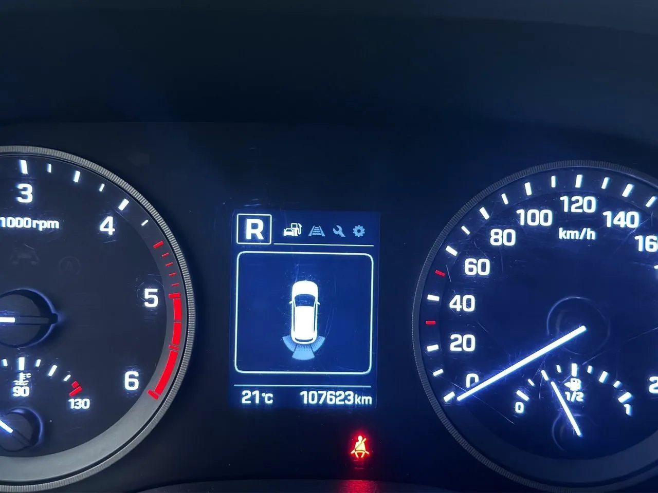 Vehicle image 16