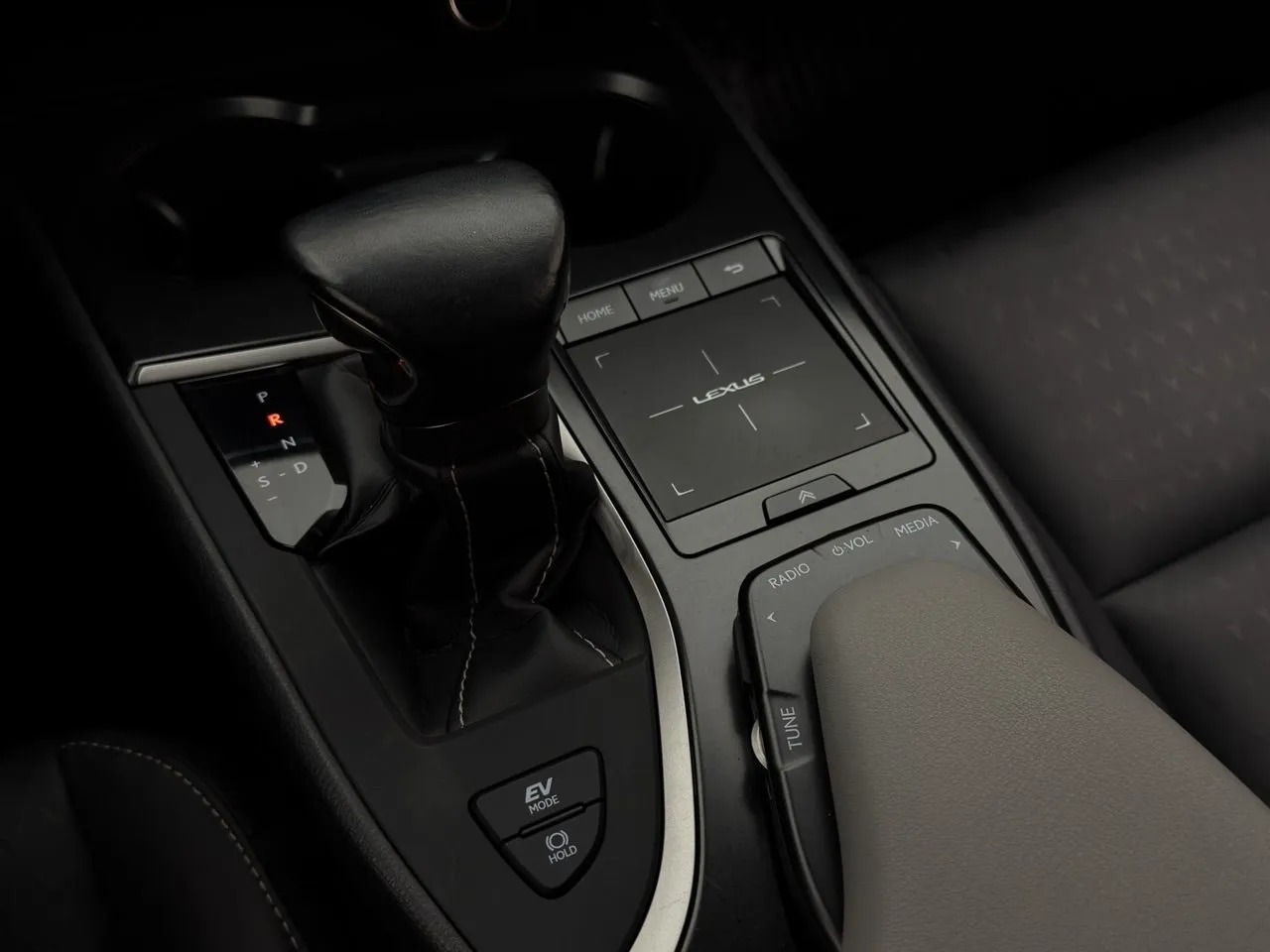 Vehicle image 21