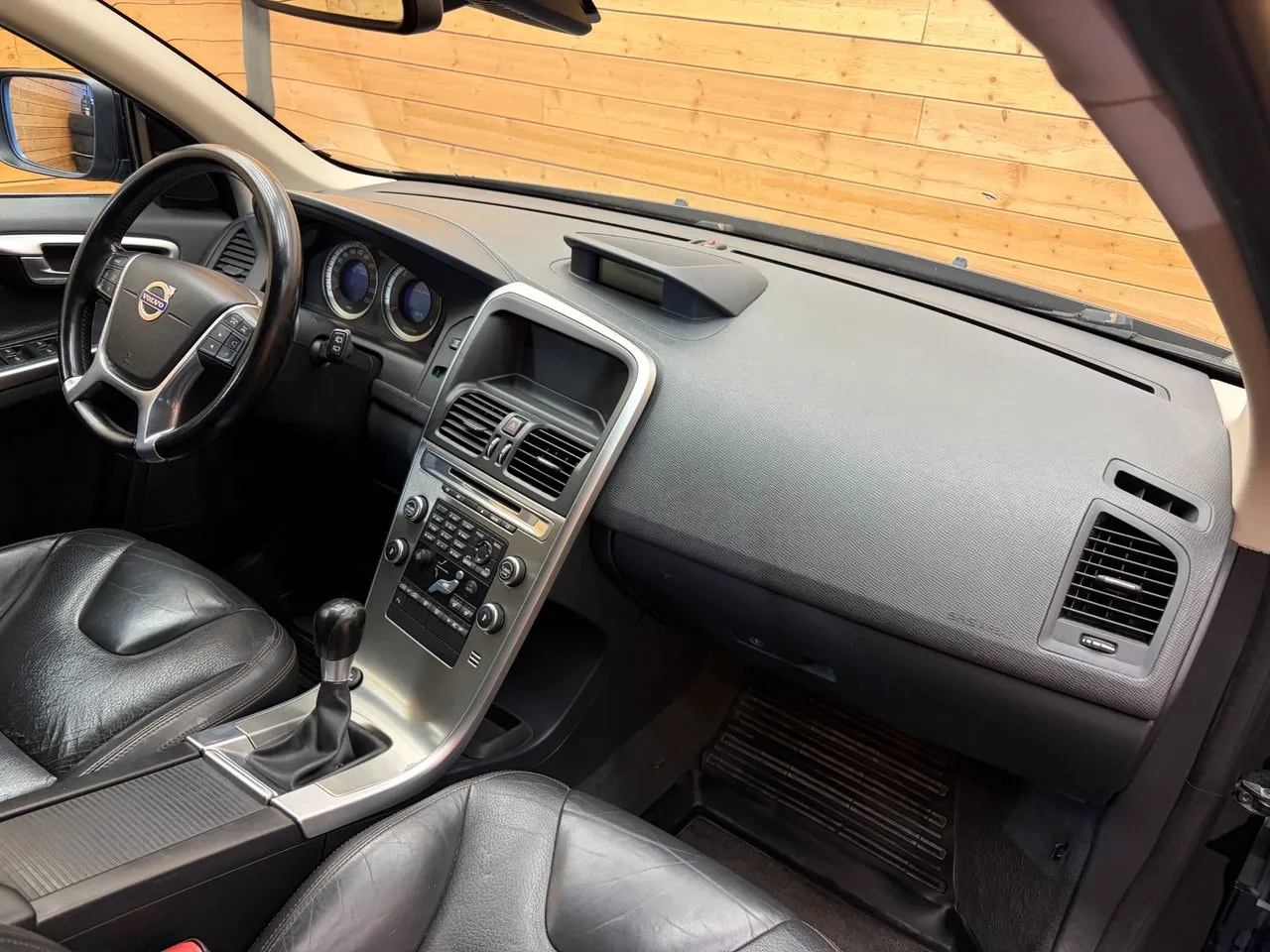 Vehicle image 22