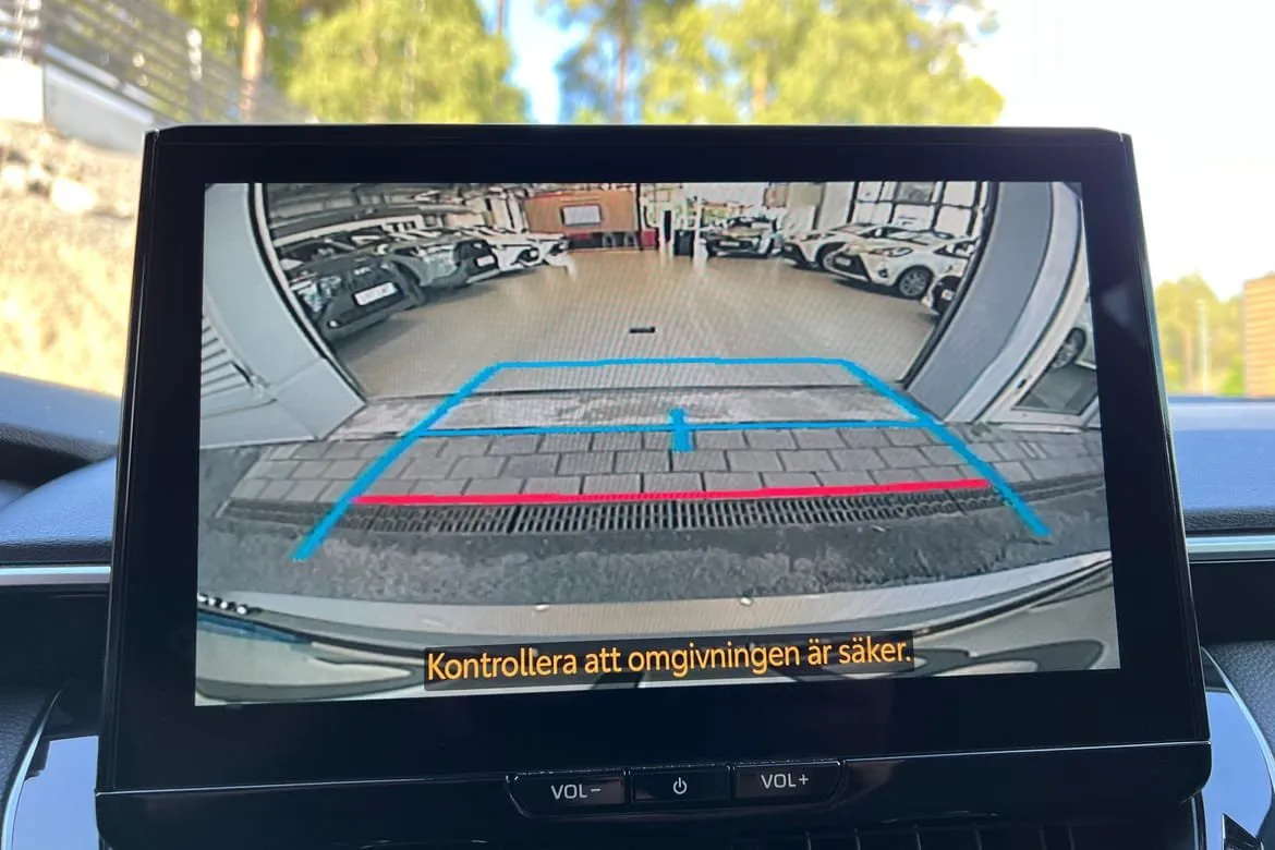 Vehicle image 21