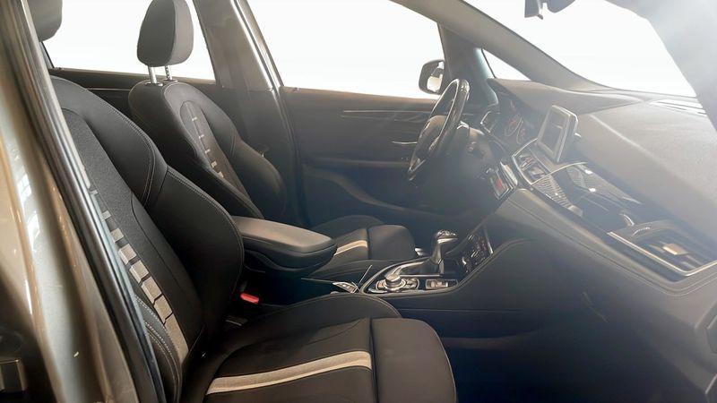 BMW 218 bild 3