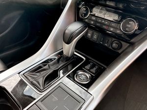 Mitsubishi Eclipse Cross bild 10