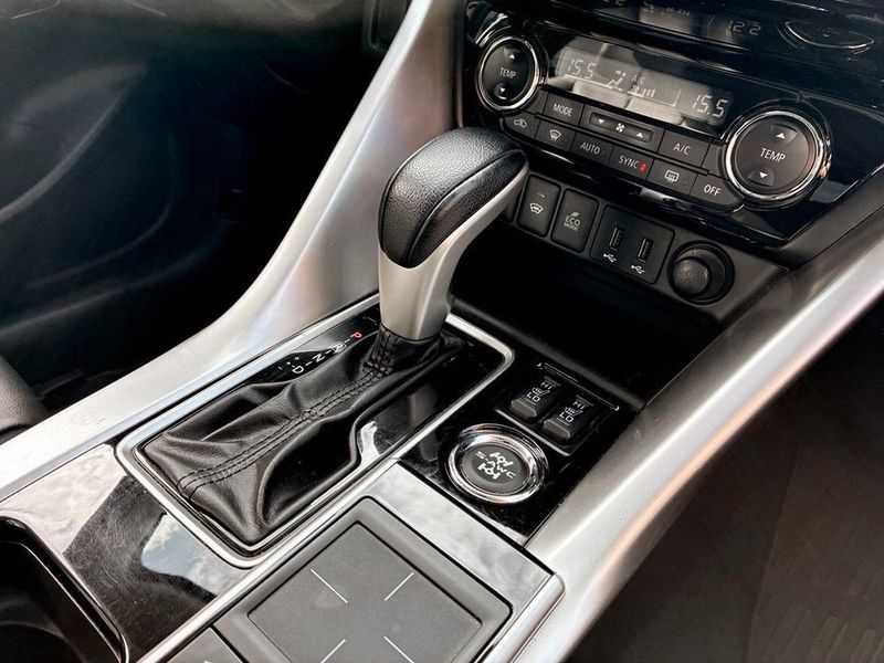 Mitsubishi Eclipse Cross bild 10
