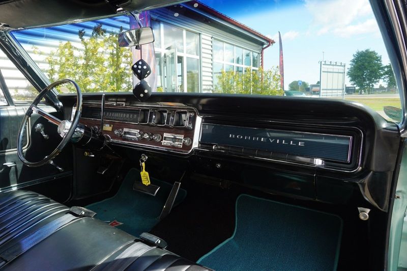 Pontiac Bonneville bild 20