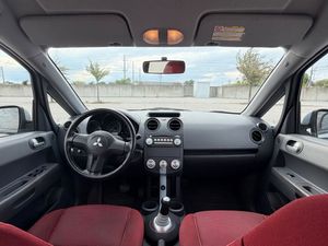 Mitsubishi Colt bild 7