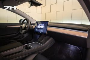 Tesla Model 3 bild 13