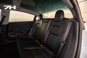 Tesla Model 3 bild 16