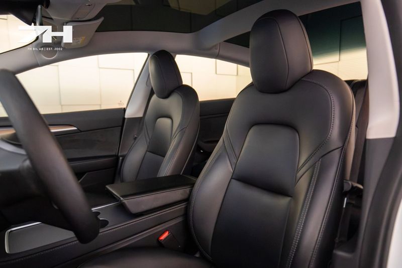 Tesla Model 3 bild 14