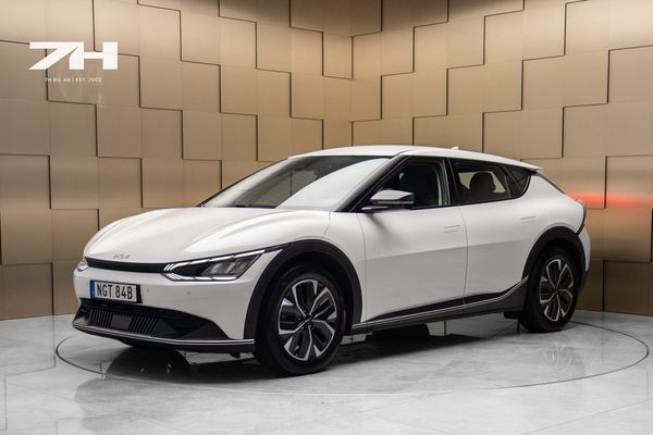 Kia EV6 77.4 kWh PLUS / Vent. Säten / 360° / Dragkrok - 2022