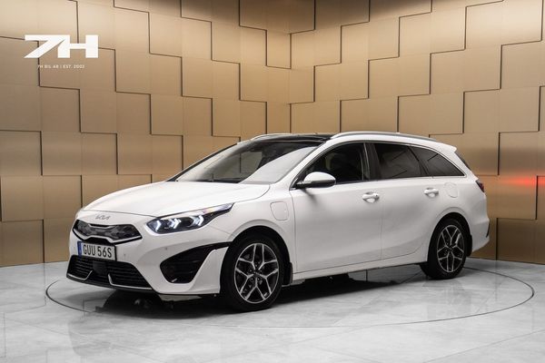 Kia Cee´d Sportswagon Plug-in Hybrid Advance Plus Pano Drag Kamer - 2023
