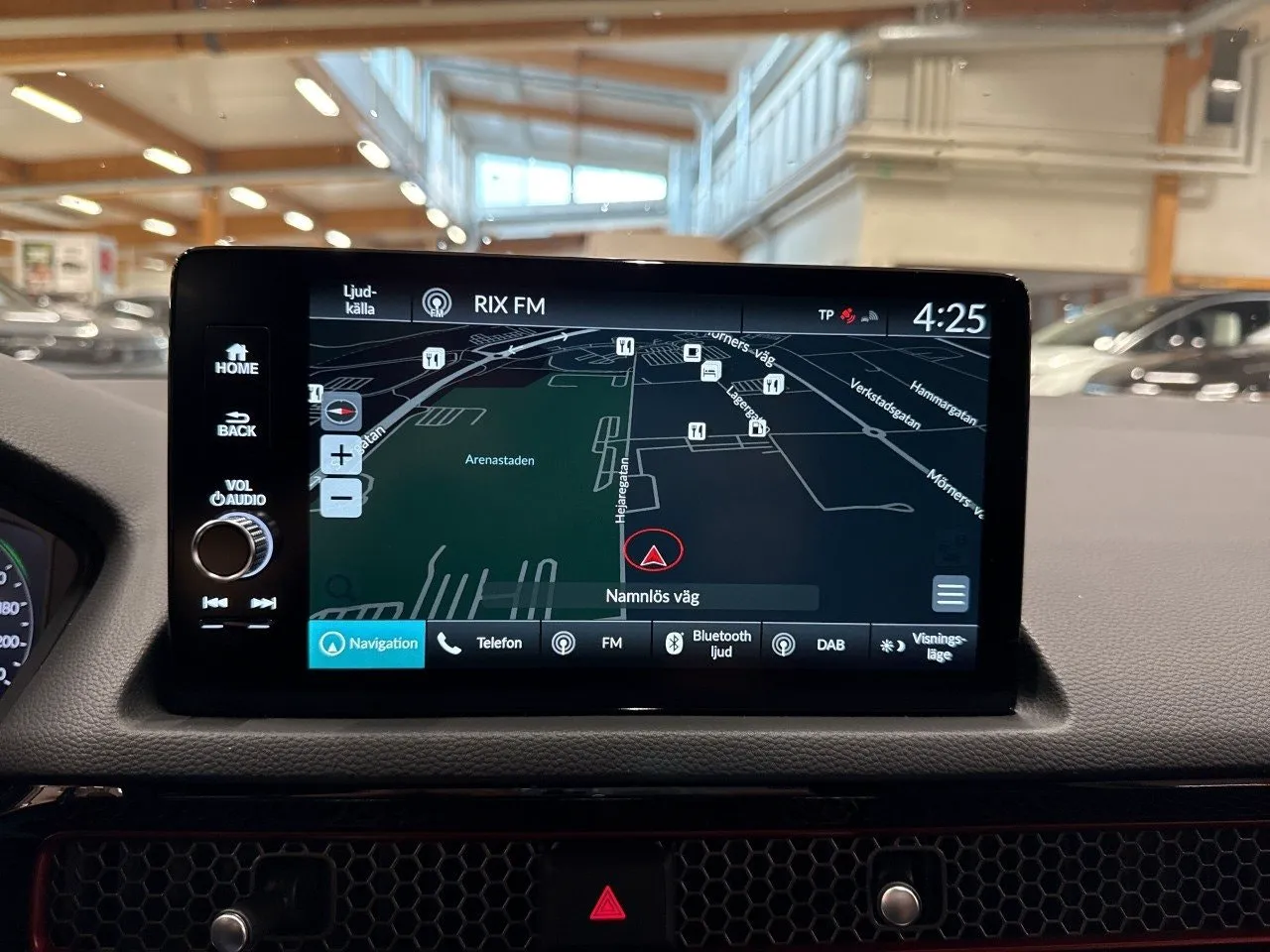 Vehicle image 10