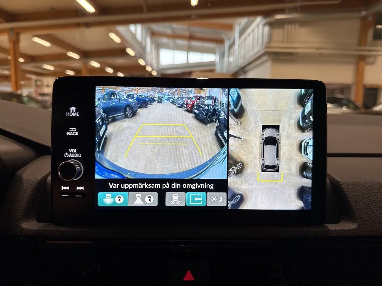 Vehicle image 20