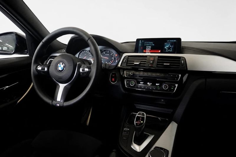 BMW 320 bild 15