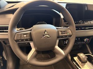 Mitsubishi Outlander bild 12