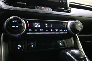 Toyota RAV4 bild 9