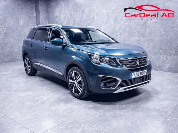 Peugeot 5008 1.2 PureTech 130 Allure 7-Sits CarPlay Drag *SE SPEC* - 2017