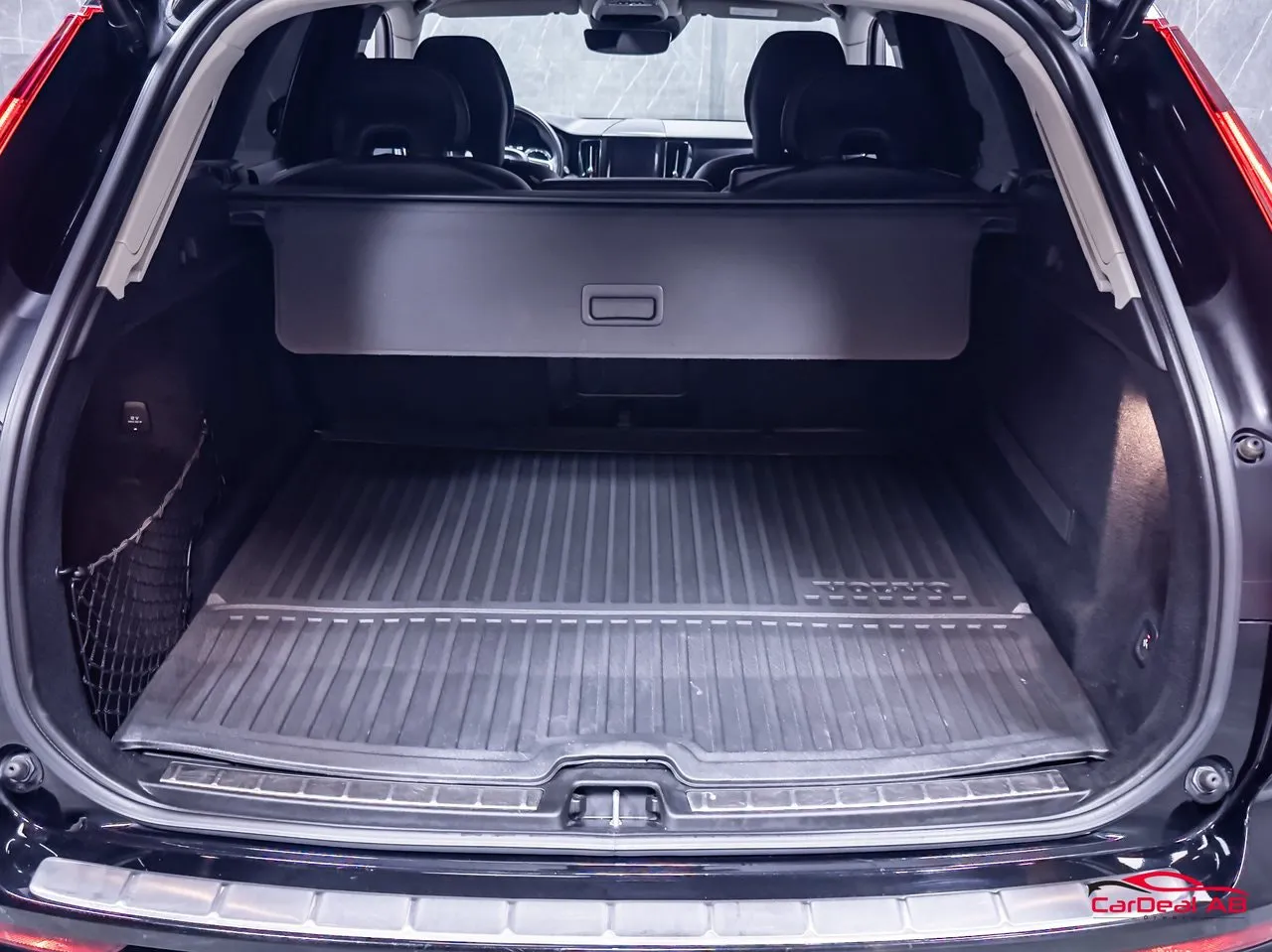 Vehicle image 17