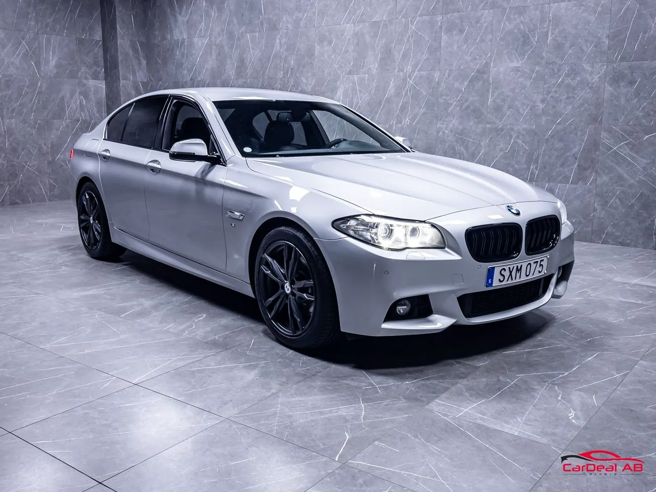 Vehicle image 8