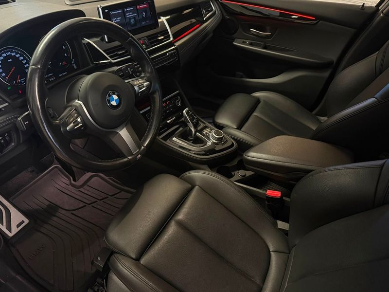 BMW 220 bild 6