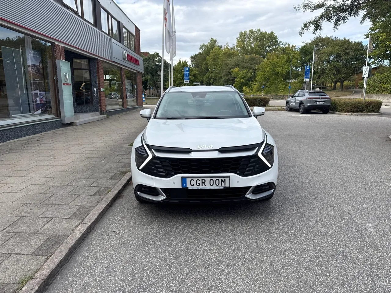 Vehicle image 2