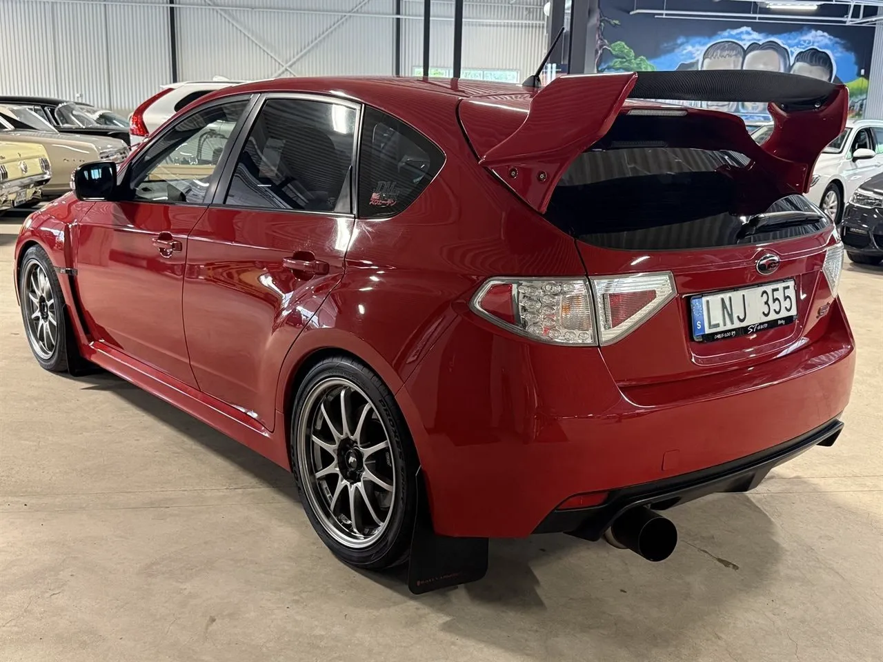 Vehicle image 4