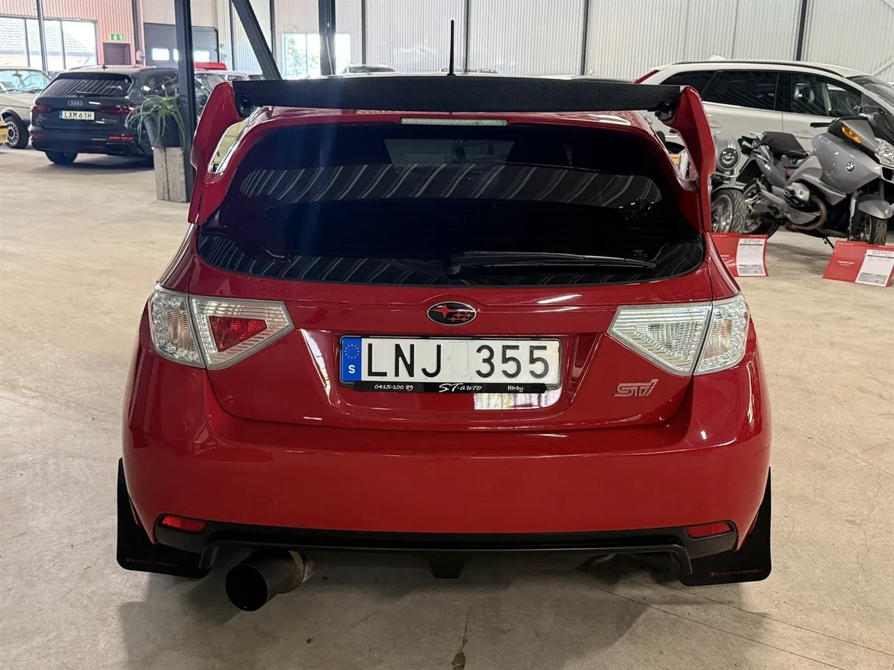 Vehicle image 3