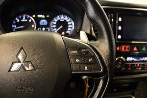 Mitsubishi Outlander bild 9