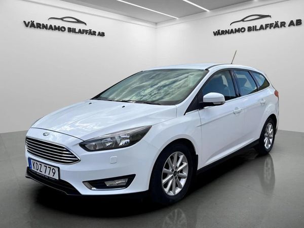 Ford Focus Kombi 1.0 EcoBoost Titanium Navi Drag B-Kamera - 2016