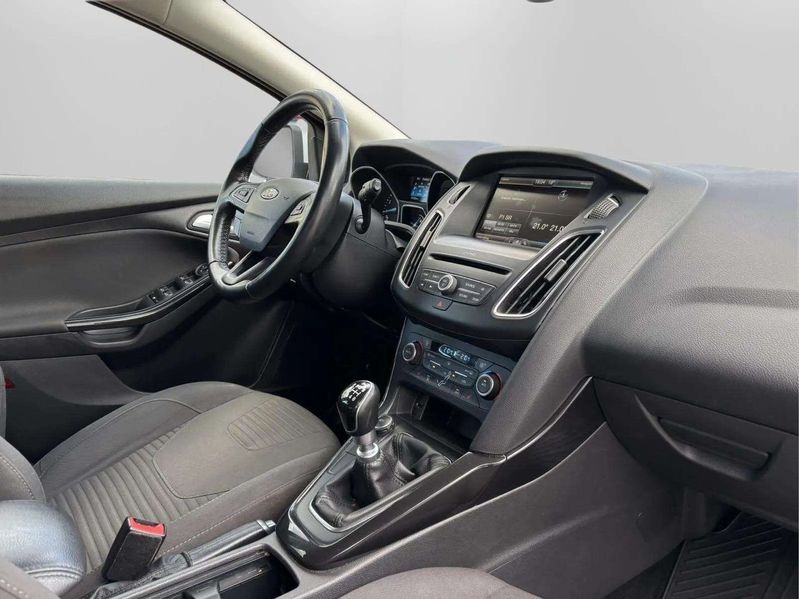 Ford Focus bild 19