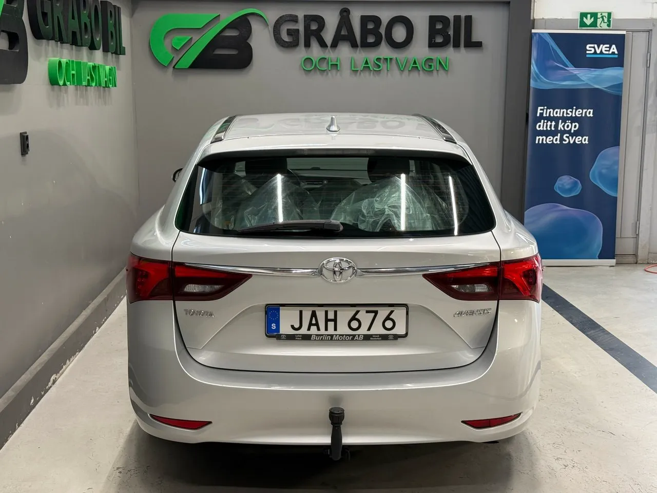 Vehicle image 7