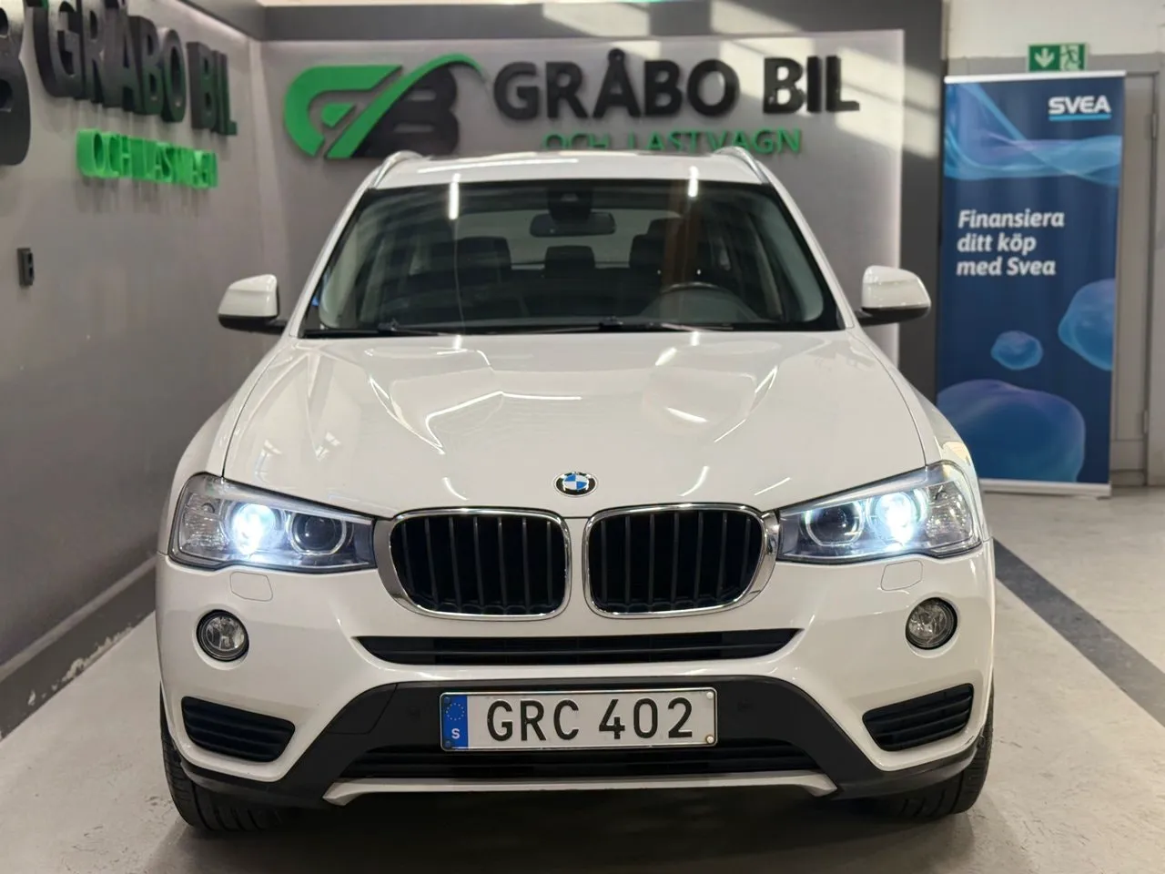 Vehicle image 7