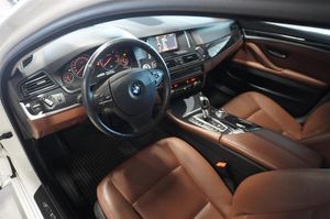 BMW 520 bild 8
